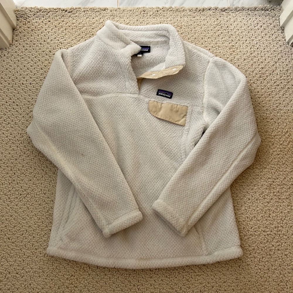 Patagonia white fleece size M